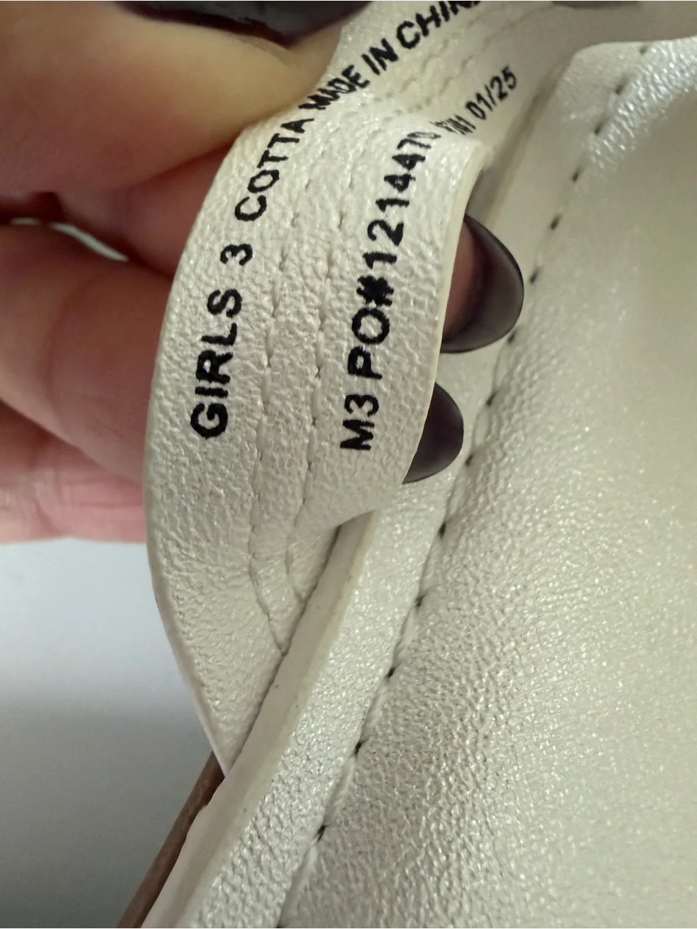 DV by Dolce Vita metallic white